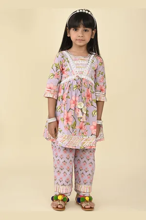 LIL PITAARA Girls Floral Printed Empire Gotta Patti Pure Cotton A-line Kurta with Trousers