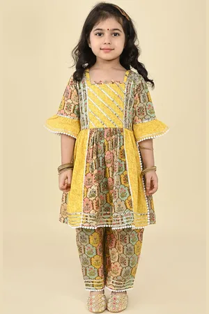 LIL PITAARA Girls Floral Printed Gotta Patti Pure Cotton Straight Kurti With Patiala