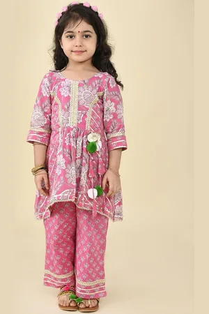 LIL PITAARA Girls Floral Printed Gotta Patti Pure Cotton Kurti With Palazzos