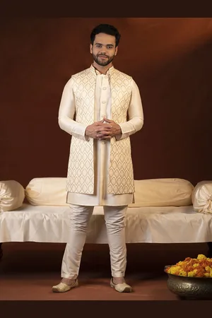 TheEthnic.Co Mandarin Collar Pure Cotton Kurta with Churidar