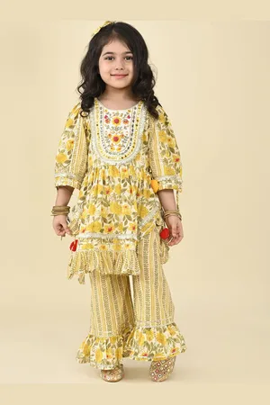 LIL PITAARA Girls Floral Printed Regular Gotta Patti Pure Cotton Kurta with Palazzos
