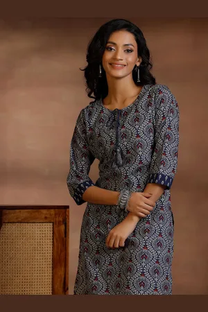 Libas Floral Printed Tie-Up Neck Pure Cotton Straight Kurta With Trousers