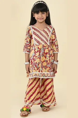 LIL PITAARA Girls Floral Printed V-Neck Regular Gotta Patti Pure Cotton Kurta & Palazzos