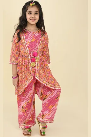 LIL PITAARA Girls Floral Printed Regular Gotta Patti Pure Cotton Top with Palazzos & Shrug