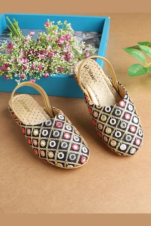 LIL PITAARA Girls Embellished Mules
