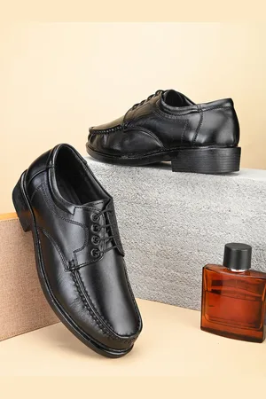 Fashion Victim Men Textured Leather Formal Derbys