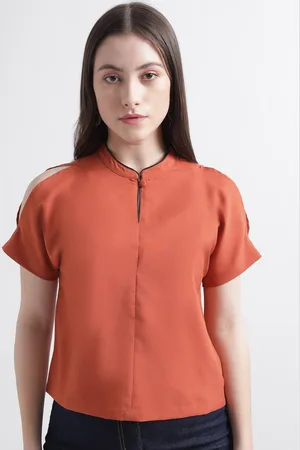 CENTRESTAGE Mandarin Collar Extended Sleeves Top