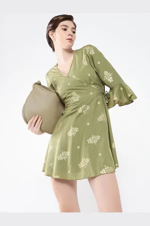 SHOWOFF Women Olive Green & Gold-Toned Printed Tie-Up Silk Shrug