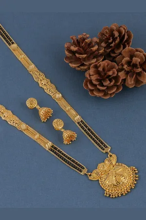 Brandsoon Gold-Plated & Black Beaded Mangalsutra With Earring