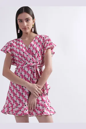 CENTRESTAGE Geometric Print Flutter Sleeves Dress