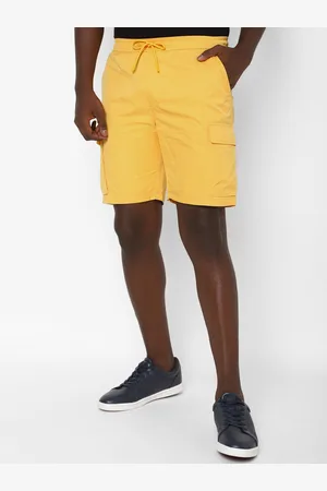 Forever 21 Men Yellow Solid Cargo Shorts