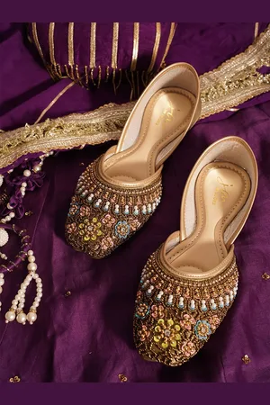 JM Looks Women Fashion Flat Embellished Round Toe Flat Jutti With Comfortable Sole