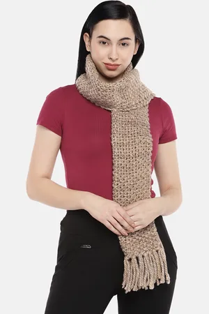 Magic Needles Women Brown Self Design Handmade Seed Stitch Thick Shaded Scarf