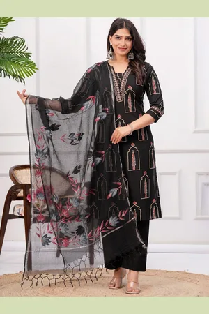 EtnicaWear Women Ethnic Motifs Yoke Design Regular Beads and Stones Pure Cotton Kurta with Trousers & With