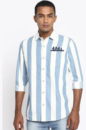 Lee Men Blue & White Classic Slim Fit Striped Cotton Casual Shirt