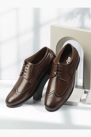 ID Men Textured Round Toe Formal Brogues