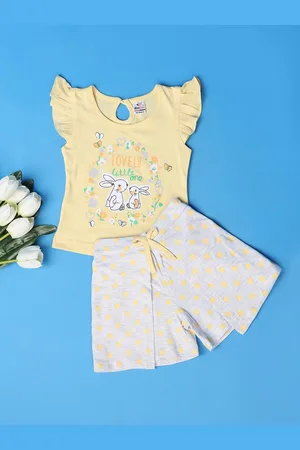 V-Mart Unisex Kids Printed Top with Shorts