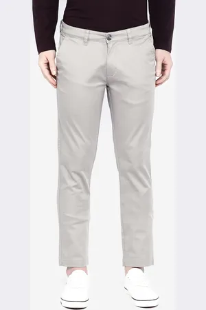 Giordano Men Slim Fit Mid-Rise Cotton Chinos Trousers