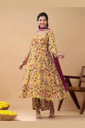 Janasya Women Floral Printed Regular Kurta with Trousers & With Dupatta