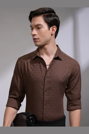 Highlander Men Spread Collar Textured Cotton Formal Shirt