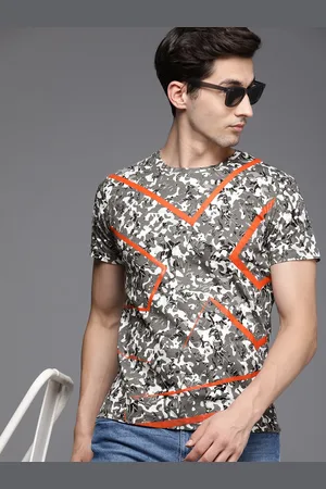 WROGN Men Grey Camouflage Printed Pure Cotton T-shirt