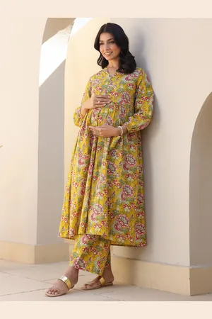 Janasya Women Floral Printed Pleated Pure Cotton Kurta with Trousers