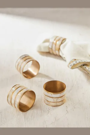 Fabindia Aakarik White 4 Pieces Napkin Rings