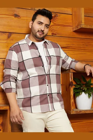 Instafab Men Comfort Opaque Checked Casual Shirt