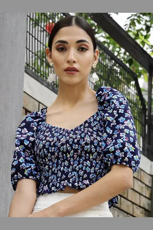 DressBerry Floral Print Sweetheart Neck Crepe Crop Top
