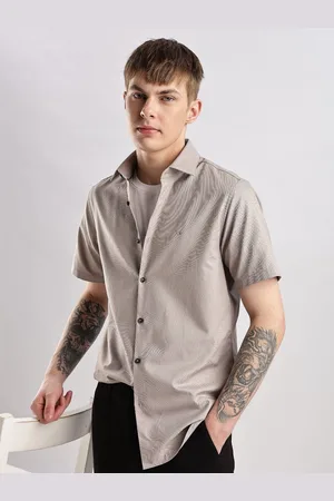 Calvin Klein Men Classic Slim Fit Opaque Casual Shirt