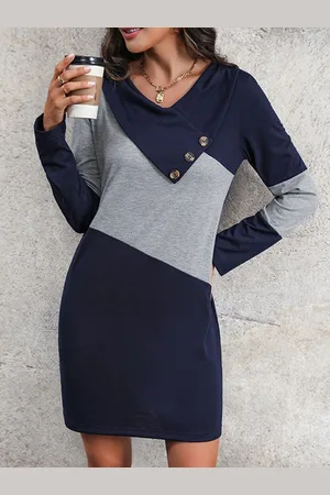 HERE&NOW Women Colourblocked V-Neck Sheath Dress