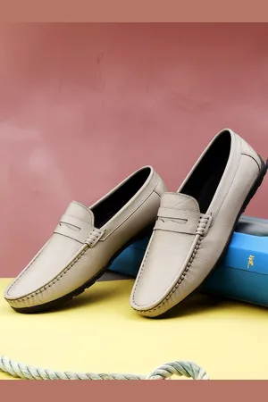WOAKERS Men Colourblocked Leather Loafers