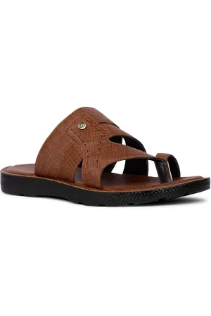 Bata Men Textured Comfort Sandals