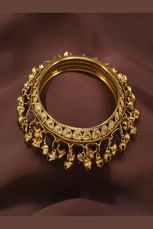 I Jewels Set Of 2 Gold-Plated Bangles