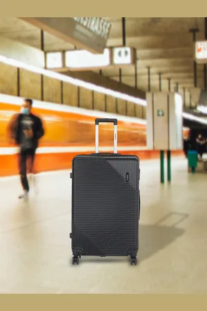 WROGN Textured Hard-Sided Large Trolley Suitcase 80 L