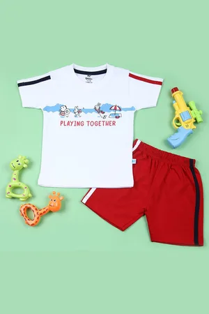 V-Mart Infant Boys Printed T-shirt With Shorts