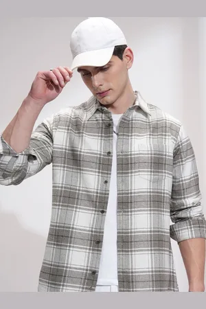 Highlander Men Slim Fit Opaque Checked Casual Shirt