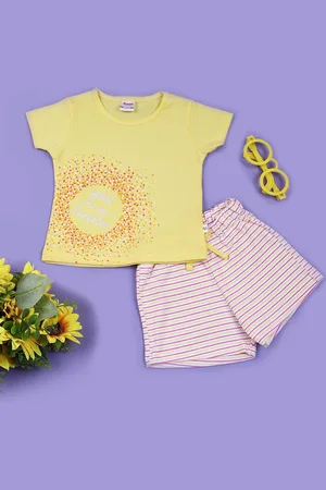 V-Mart Infant Printed Round Neck T-shirt With Shorts