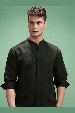 Highlander Men Opaque Printed Casual Shirt