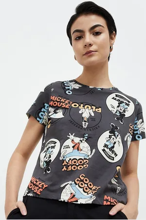 Lifestyle Women Printed Pockets T-shirt