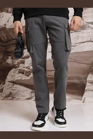 Highlander Men Grey Mid-Rise Cargos Trousers