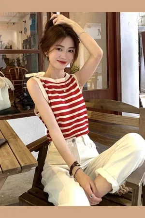 HERE&NOW Women Round Neck Sleeveless Horizontal Stripes Top