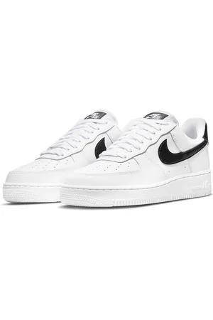 Nike Women Air Force 1 07 Sneakers