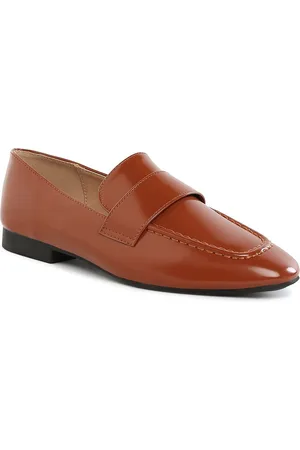 London Rag Women Textured Leather Loafers