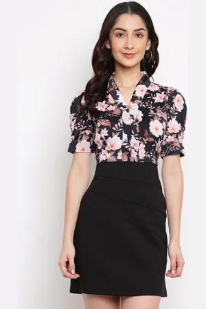 Latin Quarters Women Black & Pink Floral Sheath Dress