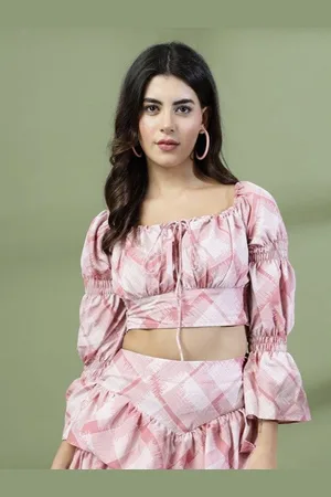 DressBerry Floral Print Crepe Crop Top