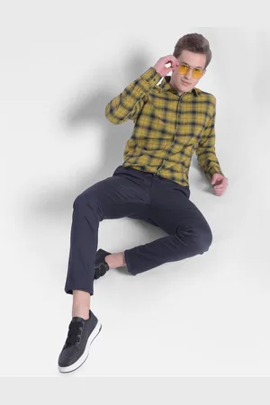 Crimsoune Club Checked Slim Fit Classic Cotton Casual Shirt