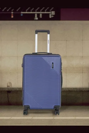 WROGN Textured Hard-Sided Medium Trolley Suitcase 55 L