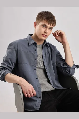 Calvin Klein Men Classic Slim Fit Opaque Casual Shirt