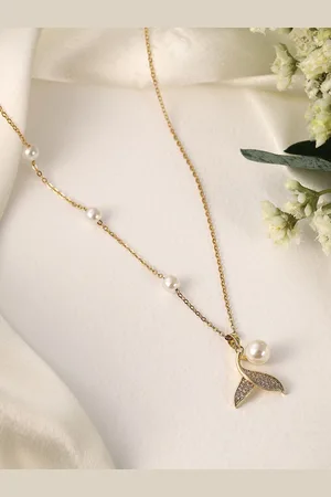 DressBerry Contemporary Pendant with Chain